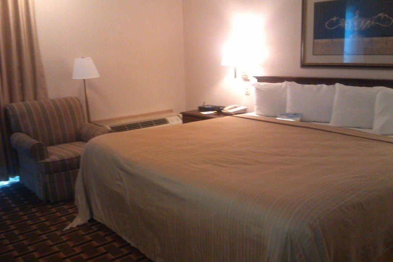 Days Inn By Wyndham Birmingham Al هوفر المظهر الخارجي الصورة