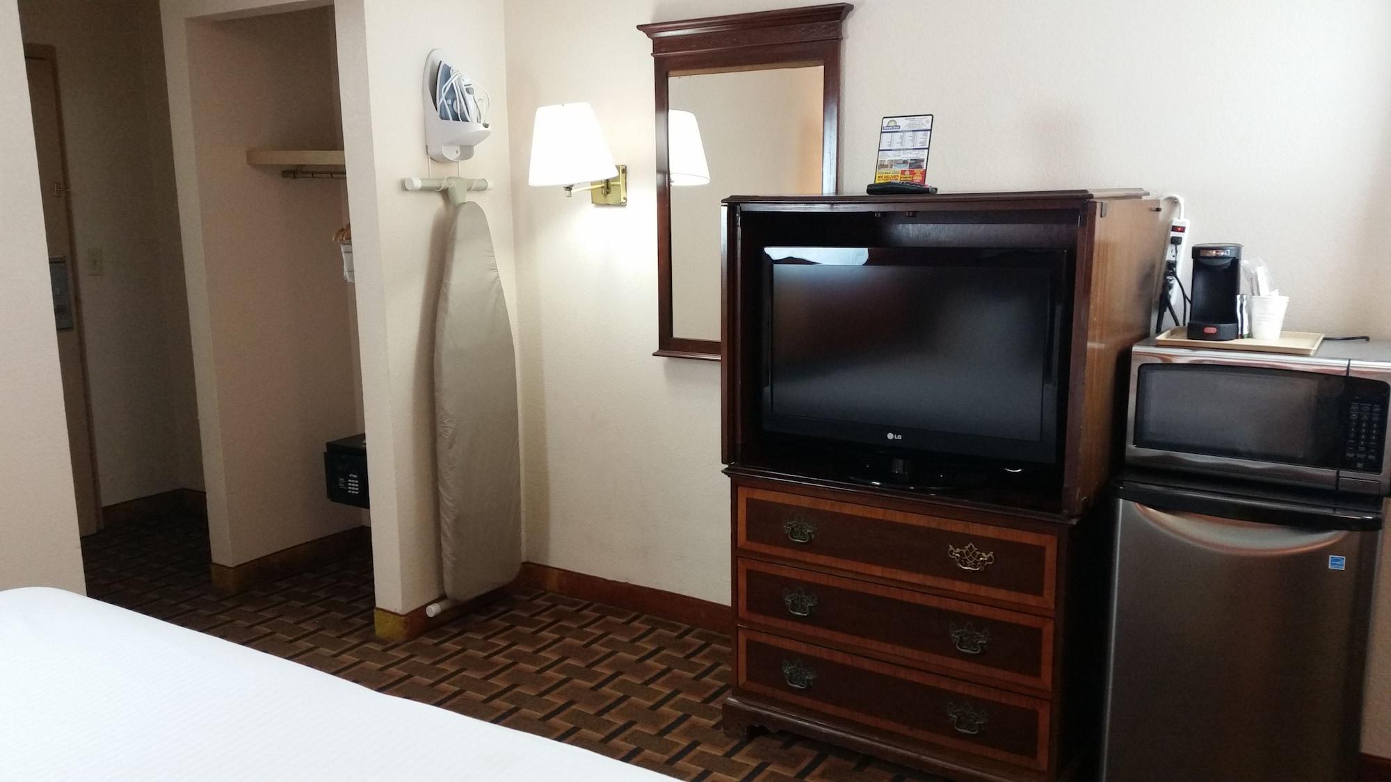 Days Inn By Wyndham Birmingham Al هوفر المظهر الخارجي الصورة