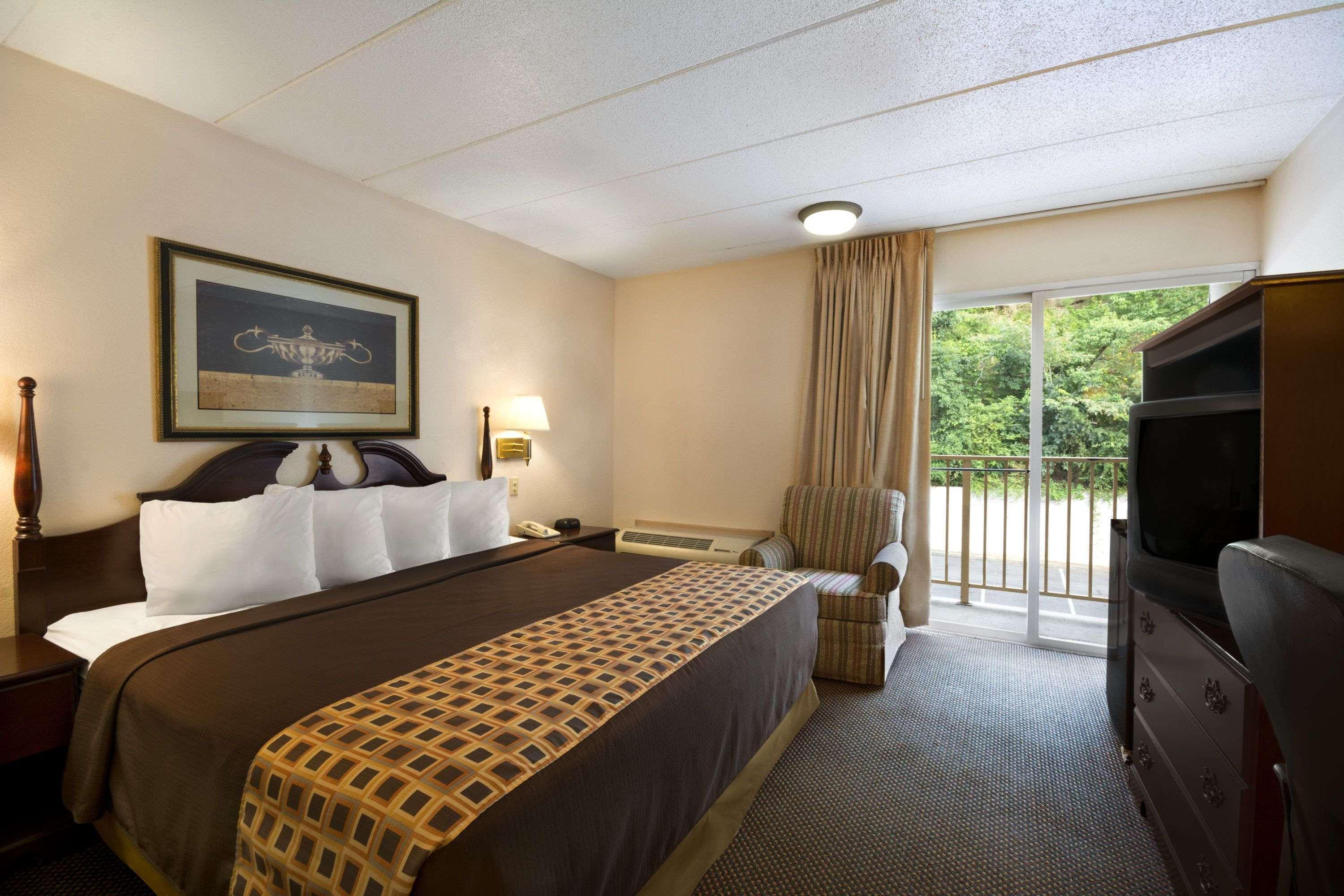 Days Inn By Wyndham Birmingham Al هوفر المظهر الخارجي الصورة