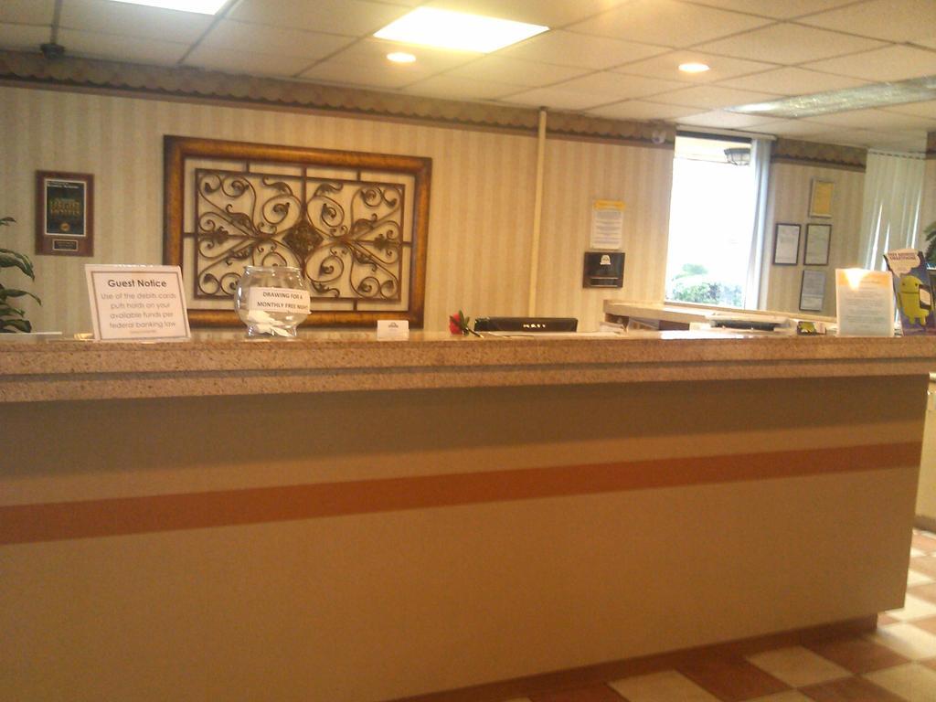 Days Inn By Wyndham Birmingham Al هوفر المظهر الخارجي الصورة